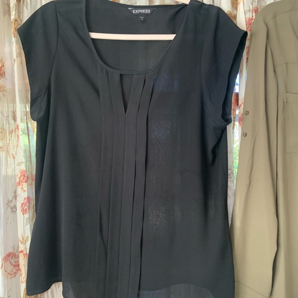 Express blouses and much more. - Picture 10 of 12